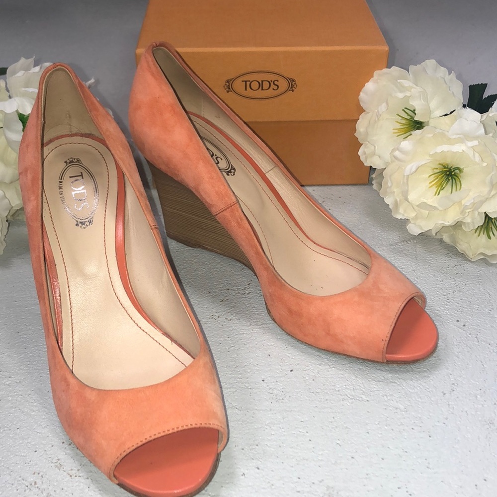 TOD’S OPEN TOE WEDGE SZ 35 1/2 W/BOX